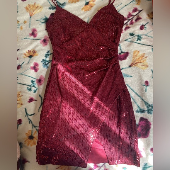 Prom, Hoco, red dress - Picture 2 of 3